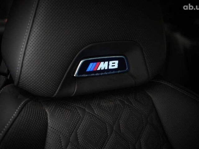 БМВ M8, объемом двигателя 4.4 л и пробегом 4 тыс. км за 135000 $, фото 24 на Automoto.ua
