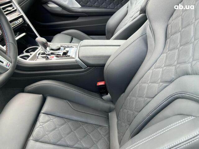 БМВ M8, объемом двигателя 4.3 л и пробегом 1 тыс. км за 169966 $, фото 29 на Automoto.ua