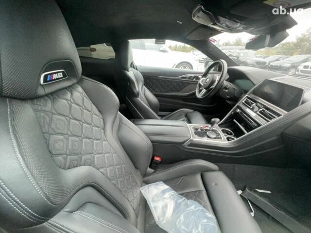 БМВ M8, объемом двигателя 4.4 л и пробегом 20 тыс. км за 154282 $, фото 32 на Automoto.ua