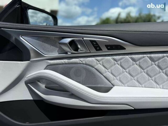 БМВ M8, объемом двигателя 4.4 л и пробегом 17 тыс. км за 159900 $, фото 29 на Automoto.ua