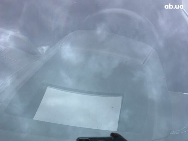 БМВ M8, объемом двигателя 4.4 л и пробегом 20 тыс. км за 154282 $, фото 26 на Automoto.ua