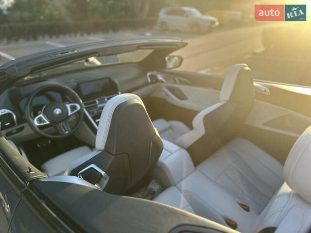 Серый БМВ M8, объемом двигателя 4.39 л и пробегом 32 тыс. км за 85000 $, фото 12 на Automoto.ua
