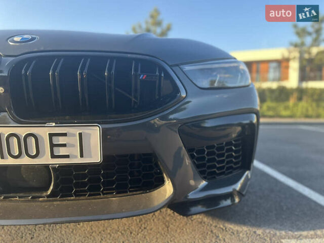 Серый БМВ M8, объемом двигателя 4.39 л и пробегом 32 тыс. км за 85000 $, фото 7 на Automoto.ua