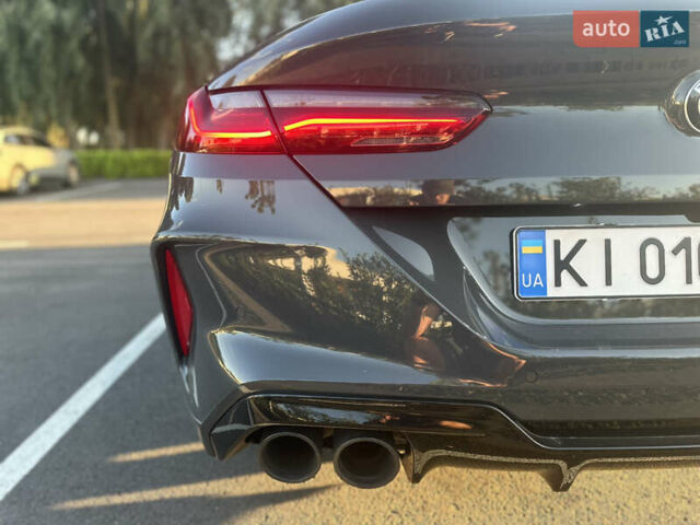 Серый БМВ M8, объемом двигателя 4.39 л и пробегом 32 тыс. км за 85000 $, фото 8 на Automoto.ua