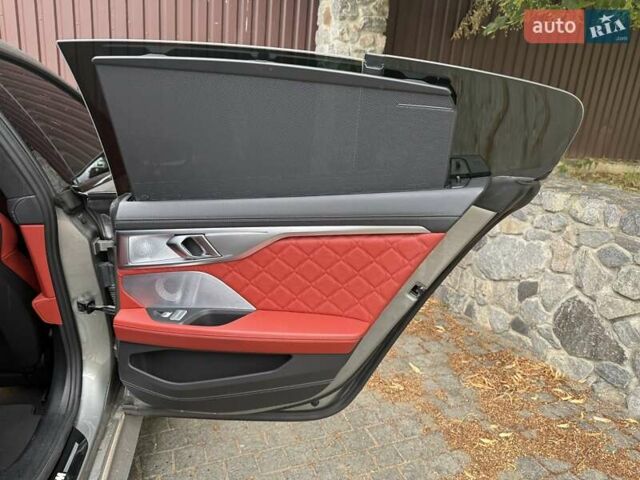 Сірий БМВ M8, об'ємом двигуна 4.39 л та пробігом 45 тис. км за 100000 $, фото 37 на Automoto.ua