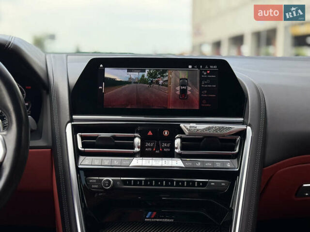 Серый БМВ M8, объемом двигателя 4.4 л и пробегом 64 тыс. км за 98000 $, фото 32 на Automoto.ua
