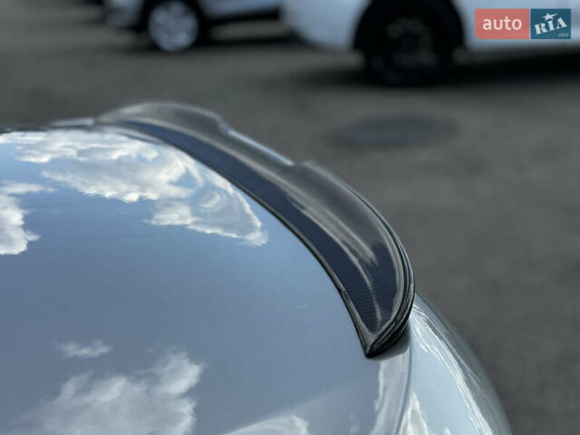 Серый БМВ M8, объемом двигателя 4.4 л и пробегом 17 тыс. км за 109000 $, фото 15 на Automoto.ua