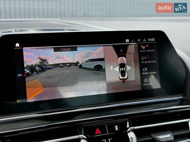 Серый БМВ M8, объемом двигателя 4.4 л и пробегом 17 тыс. км за 109000 $, фото 28 на Automoto.ua