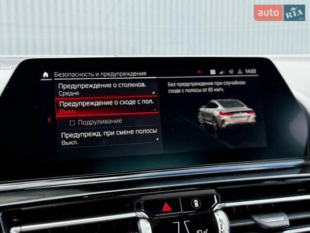 Серый БМВ M8, объемом двигателя 4.4 л и пробегом 17 тыс. км за 109000 $, фото 33 на Automoto.ua