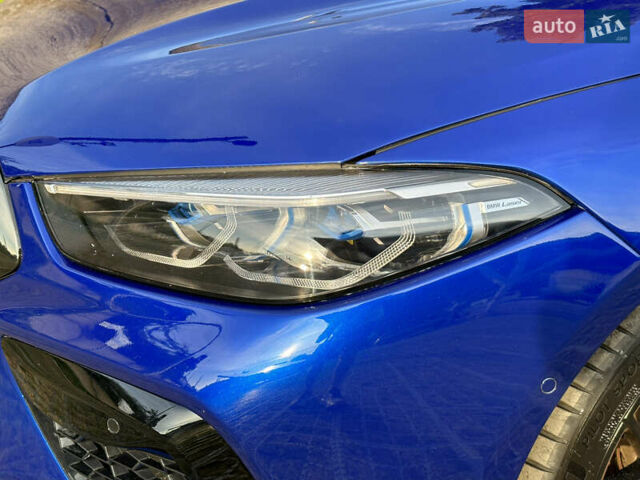 Синий БМВ M8, объемом двигателя 4.39 л и пробегом 56 тыс. км за 90000 $, фото 21 на Automoto.ua