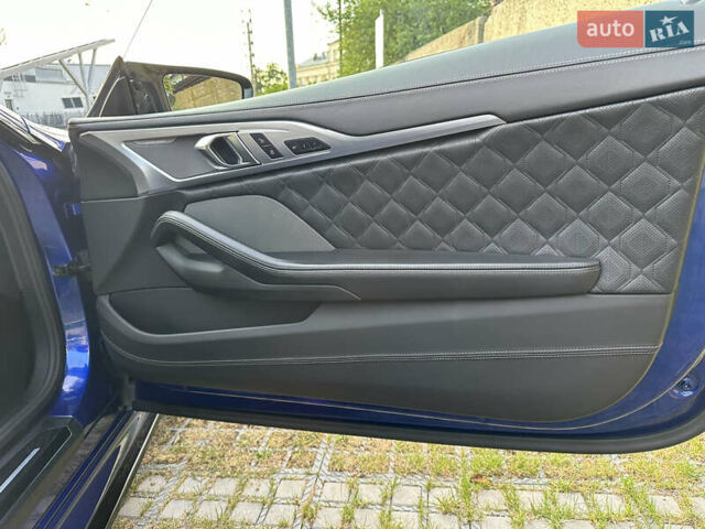 Синий БМВ M8, объемом двигателя 4.39 л и пробегом 56 тыс. км за 90000 $, фото 57 на Automoto.ua