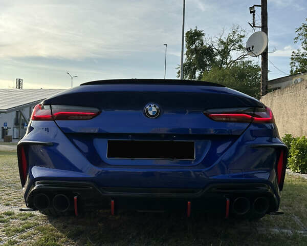 Синий БМВ M8, объемом двигателя 4.39 л и пробегом 56 тыс. км за 90000 $, фото 26 на Automoto.ua