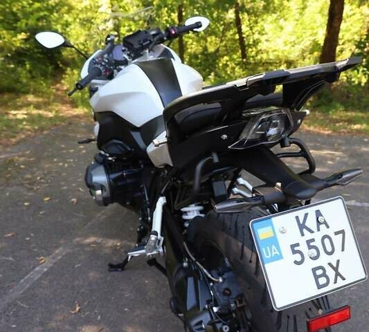 Белый БМВ R 1250, объемом двигателя 1.3 л и пробегом 6 тыс. км за 19000 $, фото 3 на Automoto.ua