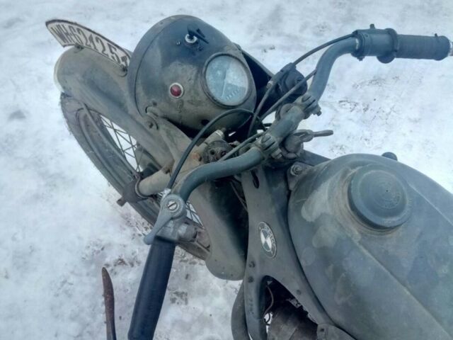 Зеленый БМВ R 35, объемом двигателя 0.35 л и пробегом 100 тыс. км за 8500 $, фото 1 на Automoto.ua
