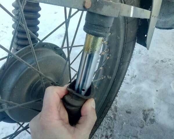 Зелений БМВ R 35, об'ємом двигуна 0.35 л та пробігом 100 тис. км за 8500 $, фото 5 на Automoto.ua