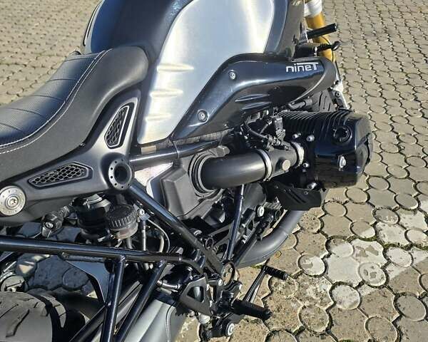 Черный БМВ R nineT, объемом двигателя 1.2 л и пробегом 27 тыс. км за 12500 $, фото 6 на Automoto.ua