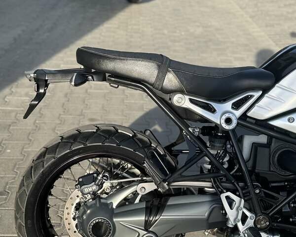 Чорний БМВ R nineT, об'ємом двигуна 1.2 л та пробігом 35 тис. км за 11499 $, фото 13 на Automoto.ua