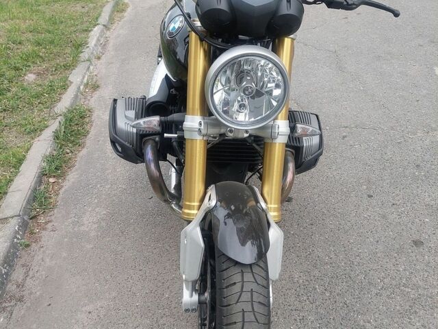 Чорний БМВ R nineT, об'ємом двигуна 1.2 л та пробігом 21 тис. км за 11500 $, фото 14 на Automoto.ua