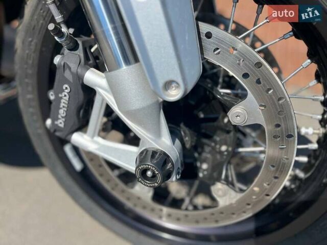 Чорний БМВ R nineT, об'ємом двигуна 0 л та пробігом 4 тис. км за 11000 $, фото 9 на Automoto.ua