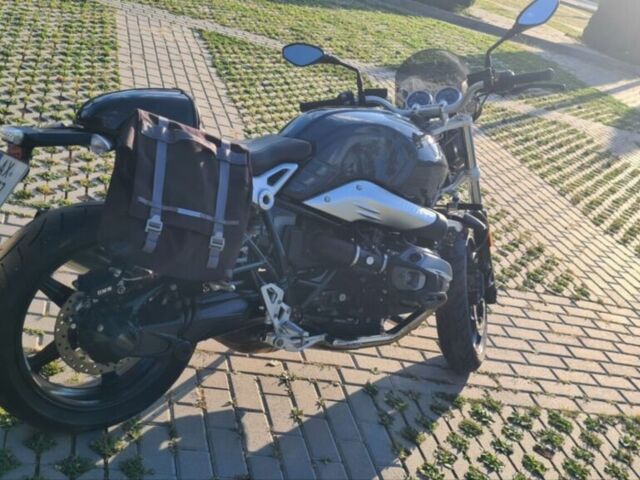 Черный БМВ R nineT, объемом двигателя 1.17 л и пробегом 4 тыс. км за 13900 $, фото 2 на Automoto.ua