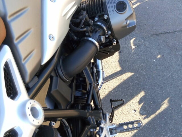 Сірий БМВ R nineT, об'ємом двигуна 1.2 л та пробігом 1 тис. км за 15000 $, фото 33 на Automoto.ua