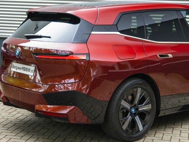 Красный БМВ Х, объемом двигателя 0 л и пробегом 7 тыс. км за 123426 $, фото 5 на Automoto.ua