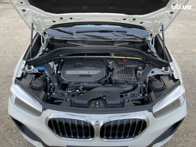 Белый БМВ Х1, объемом двигателя 1.5 л и пробегом 14 тыс. км за 27900 $, фото 18 на Automoto.ua