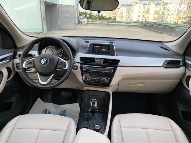 Белый БМВ Х1, объемом двигателя 1.5 л и пробегом 14 тыс. км за 27900 $, фото 12 на Automoto.ua