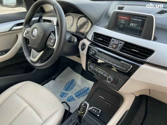 Белый БМВ Х1, объемом двигателя 1.5 л и пробегом 14 тыс. км за 27900 $, фото 13 на Automoto.ua