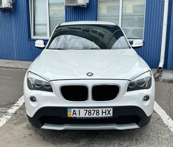 Білий БМВ Х1, об'ємом двигуна 2 л та пробігом 228 тис. км за 13500 $, фото 5 на Automoto.ua
