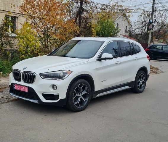 Белый БМВ Х1, объемом двигателя 0 л и пробегом 156 тыс. км за 14999 $, фото 1 на Automoto.ua