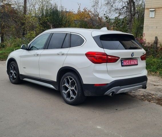 Белый БМВ Х1, объемом двигателя 0 л и пробегом 156 тыс. км за 14999 $, фото 5 на Automoto.ua