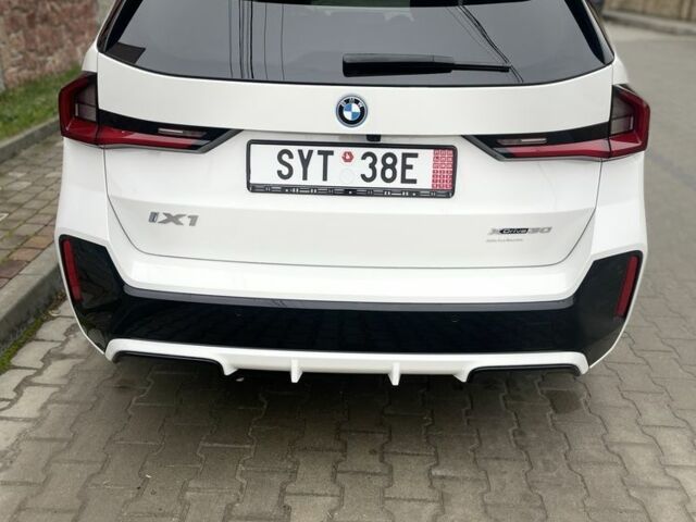 Белый БМВ Х1, объемом двигателя 0 л и пробегом 37 тыс. км за 36700 $, фото 4 на Automoto.ua