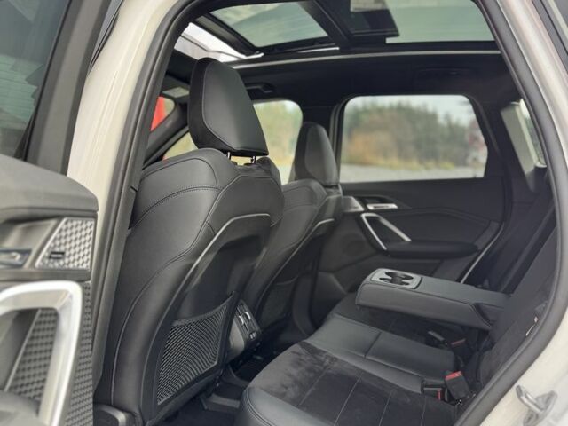 Белый БМВ Х1, объемом двигателя 0 л и пробегом 37 тыс. км за 36700 $, фото 7 на Automoto.ua