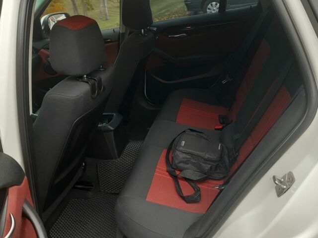 Белый БМВ Х1, объемом двигателя 2 л и пробегом 190 тыс. км за 13000 $, фото 14 на Automoto.ua