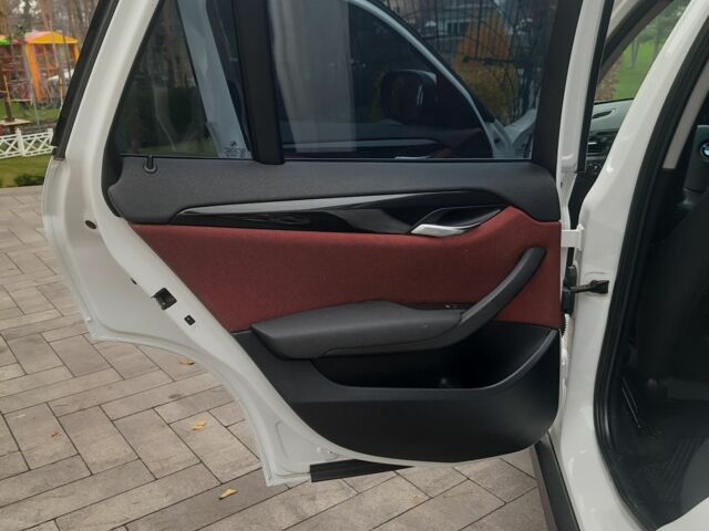 Белый БМВ Х1, объемом двигателя 2 л и пробегом 190 тыс. км за 13000 $, фото 13 на Automoto.ua