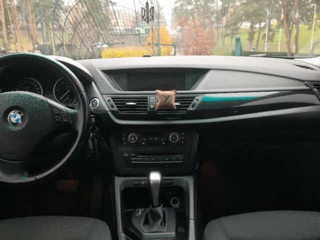 Белый БМВ Х1, объемом двигателя 2 л и пробегом 190 тыс. км за 13000 $, фото 10 на Automoto.ua