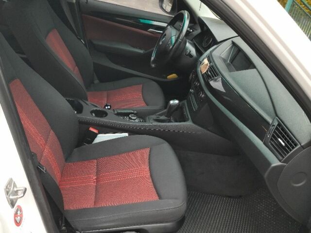 Белый БМВ Х1, объемом двигателя 2 л и пробегом 190 тыс. км за 13000 $, фото 8 на Automoto.ua