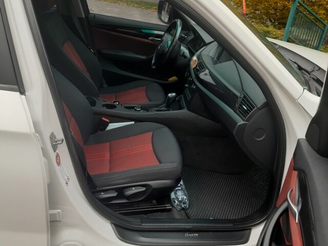 Белый БМВ Х1, объемом двигателя 2 л и пробегом 190 тыс. км за 13000 $, фото 12 на Automoto.ua