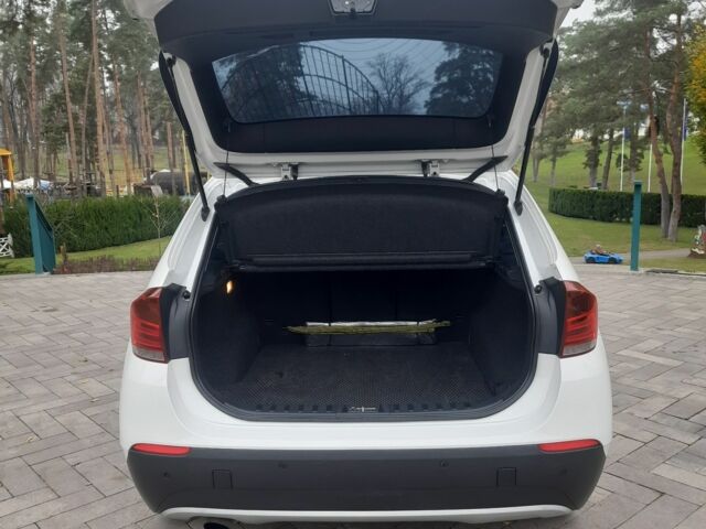 Белый БМВ Х1, объемом двигателя 2 л и пробегом 190 тыс. км за 13000 $, фото 6 на Automoto.ua