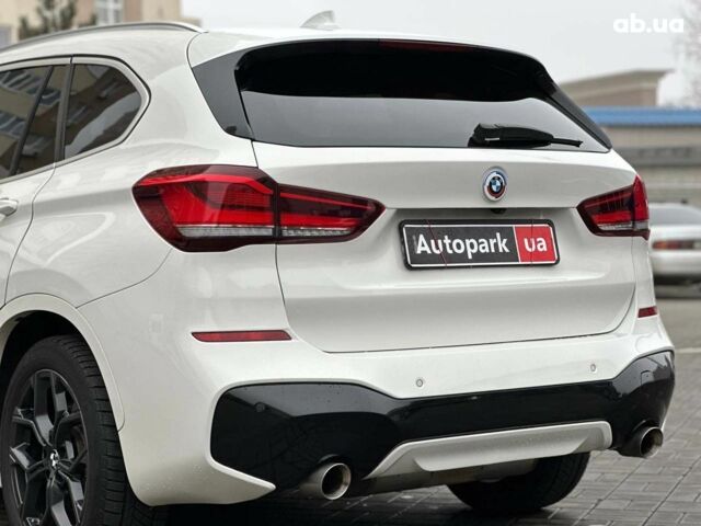 Білий БМВ Х1, об'ємом двигуна 2 л та пробігом 17 тис. км за 33690 $, фото 10 на Automoto.ua