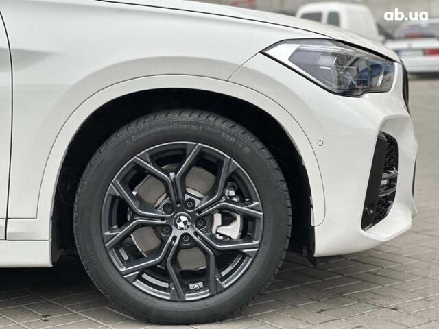 Білий БМВ Х1, об'ємом двигуна 2 л та пробігом 17 тис. км за 33690 $, фото 6 на Automoto.ua