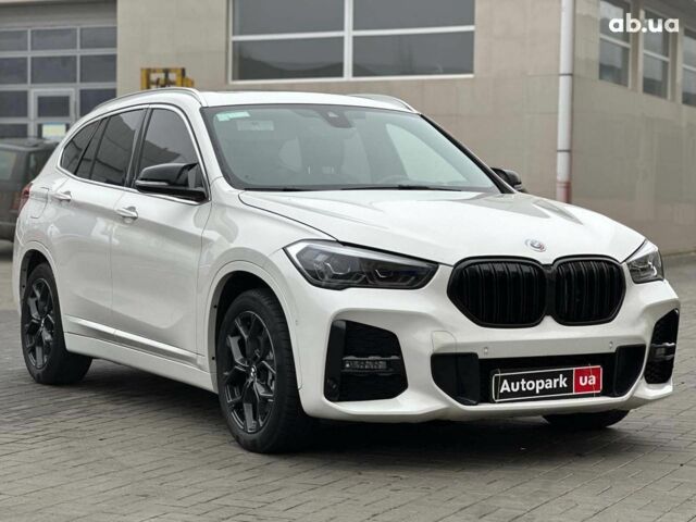 Білий БМВ Х1, об'ємом двигуна 2 л та пробігом 17 тис. км за 33690 $, фото 2 на Automoto.ua