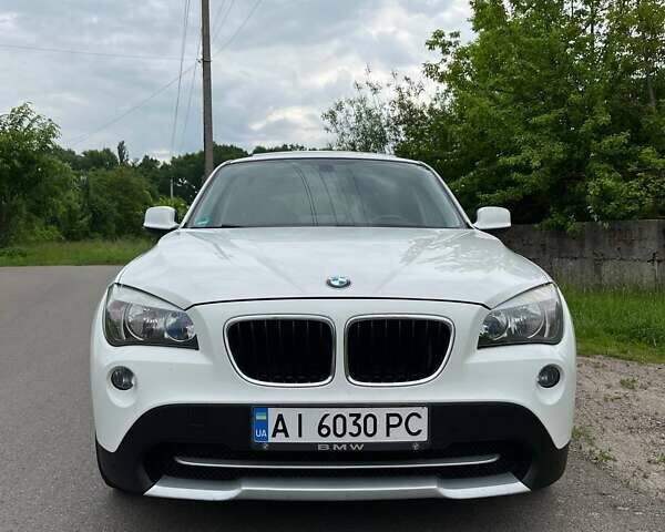 Белый БМВ Х1, объемом двигателя 2 л и пробегом 290 тыс. км за 11200 $, фото 2 на Automoto.ua