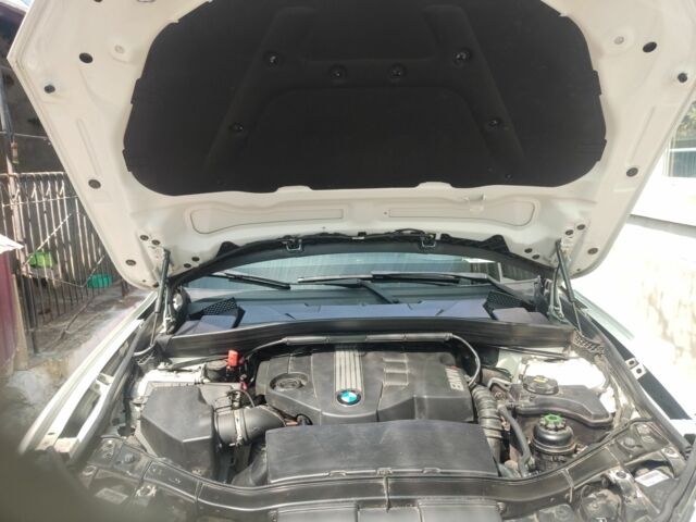 Белый БМВ Х1, объемом двигателя 2 л и пробегом 226 тыс. км за 12000 $, фото 14 на Automoto.ua