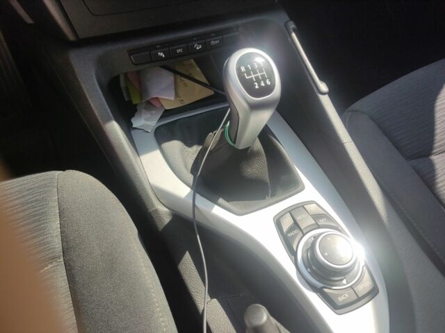 Белый БМВ Х1, объемом двигателя 2 л и пробегом 226 тыс. км за 12000 $, фото 3 на Automoto.ua