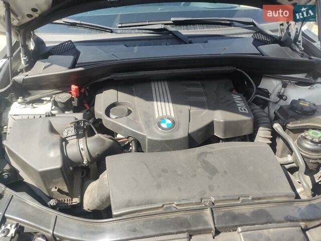 Белый БМВ Х1, объемом двигателя 2 л и пробегом 226 тыс. км за 12000 $, фото 3 на Automoto.ua