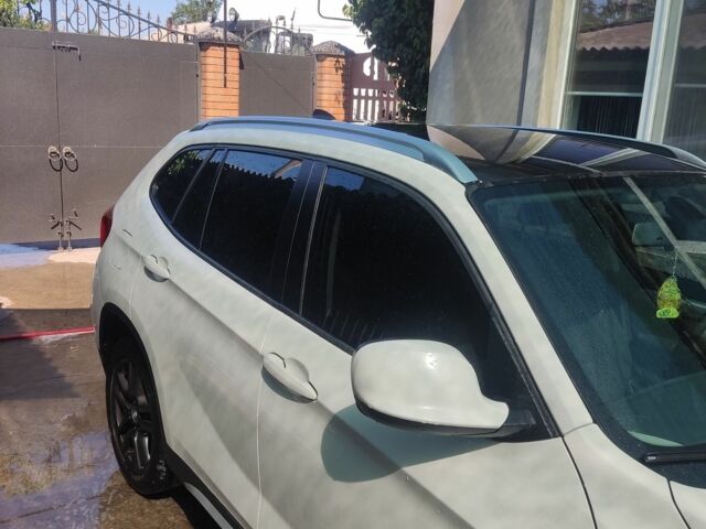 Белый БМВ Х1, объемом двигателя 2 л и пробегом 226 тыс. км за 12000 $, фото 10 на Automoto.ua