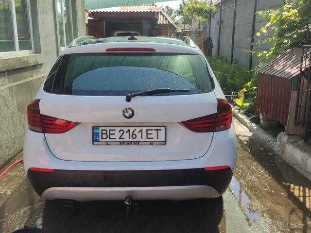 Белый БМВ Х1, объемом двигателя 2 л и пробегом 226 тыс. км за 12000 $, фото 12 на Automoto.ua