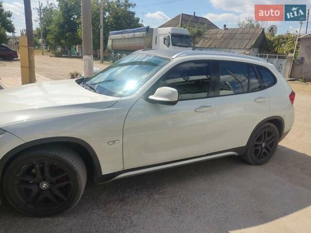 Белый БМВ Х1, объемом двигателя 2 л и пробегом 226 тыс. км за 12000 $, фото 16 на Automoto.ua